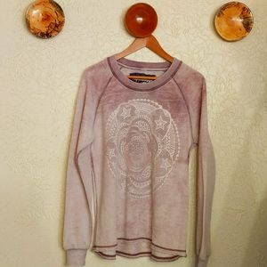 Unique lace print lightweight sweatshirt